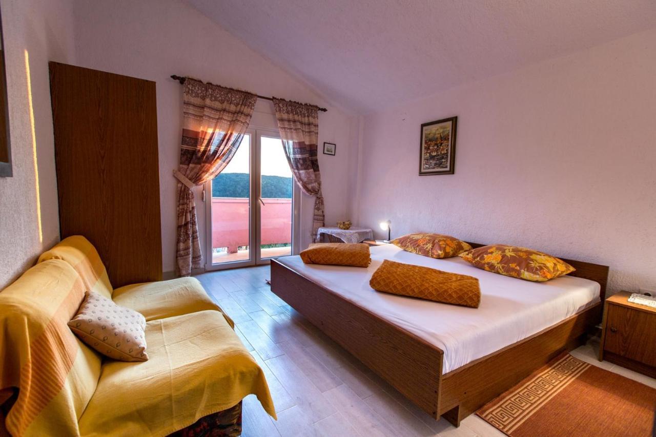 Apartman For Families With Children Kampor, Rab - 15144 *